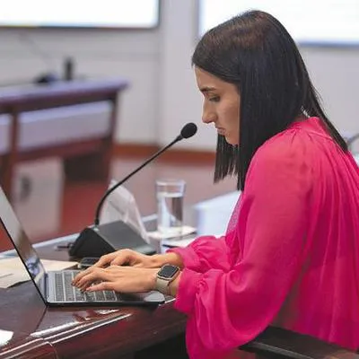 Laura Sarabia, directora del DPS, fue citada a debate de control político en Cámara de Representantes.