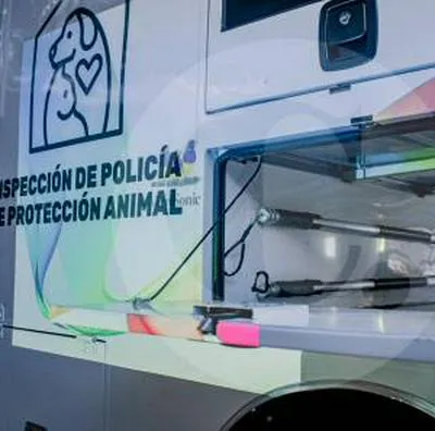 Patrulla para atender casos de maltrato animal en Medellín.