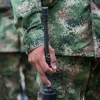 Ejército Nacional confirmó que uniformados le dispararon a camioneta donde iba el alcalde de la Vega, Cauca, porque no acató un pare del punto de control.