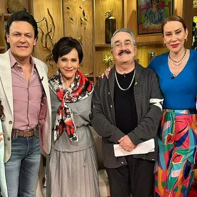 Pedro Sola Ventaneando Homosexual 
