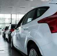 El carro más barato de Colombia lo tiene Kia, es el Picanto. Sin embargo, Suzuki compite con el S-Presso. Encuentre precios y reseñas acá.