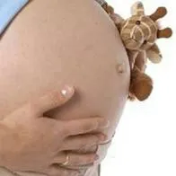 Licencia de maternidad también aplica para hombres trans y personas no binarias: Corte