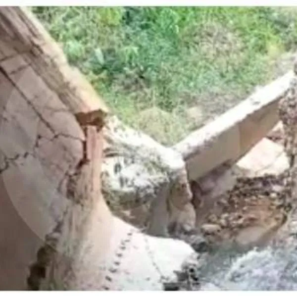 En Yarumal piden auxilio por puente dañado que podría ocasionar una tragedia 