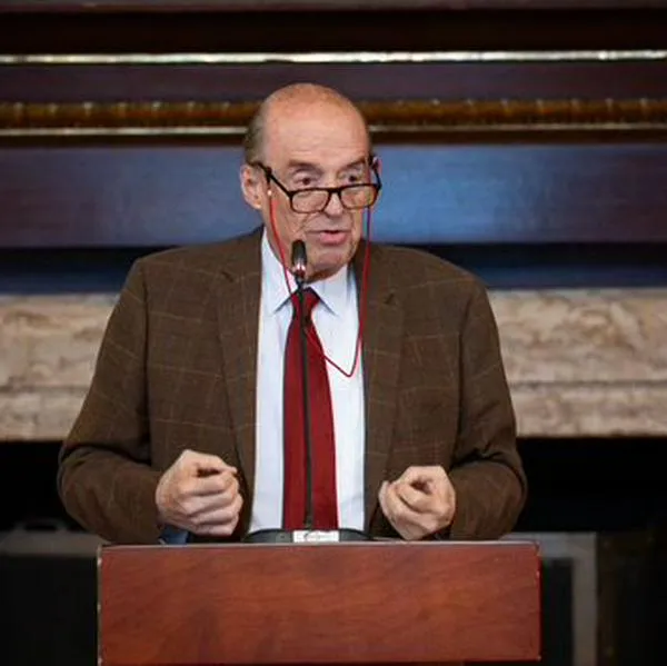 Álvaro Leyva, canciller de Colombia, quien culpó a los países consumidores de drogas de los males en Colombia,