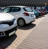 Conozca la lista de los carros que menos gasolina consumen en Colombia: Renault y Chevrolet tienen vehículos que le ayudan a su bolsillo.