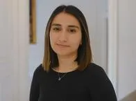 ¿Qué estudió Laura Sarabia para ocupar los cargos que ha tenido en el Gobierno?