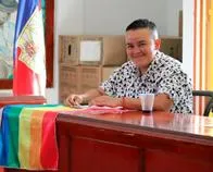 Primer concejal trans del país fue avalado por el Partido Conservador