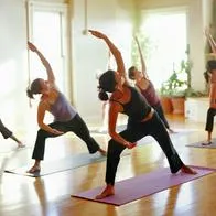 3 ejercicios de yoga para tener piernas delgadas y tonificadas