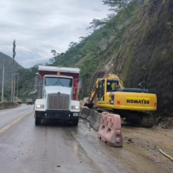 Vía al Llano: se reporta reapertura total del corredor para el paso vehicular