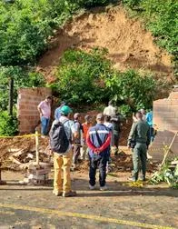 Derrumbe sepultó una casa y cobró la vida de una familia en municipio de Antioquia.