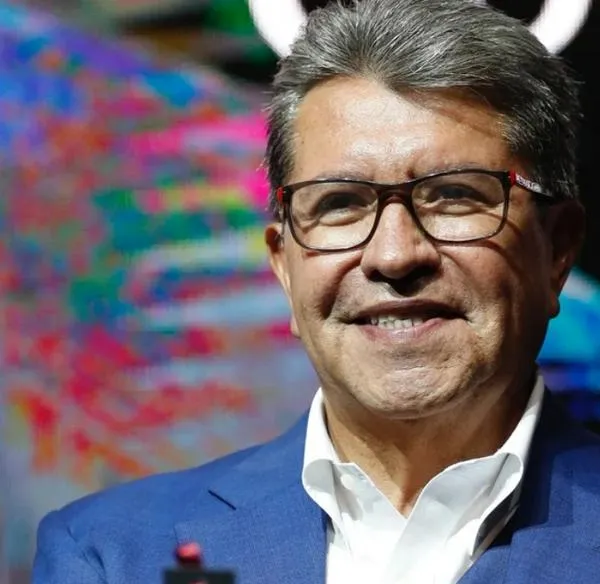 Ricardo Monreal abandona la contienda por jefatura de Gobierno de la Cdmx.