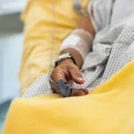 Un hombre fue atacado por tres sujetos en motocicleta en Itagüí quienes le propinaron heridas con arma blanca e inconformes lo golpearon con un ladrillo.