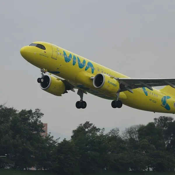 Destapan realidad de la liquidación de Viva y Ultra Air: miles de pasajeros siguen esperando que les respondan por tiquetes y revelan gigantesca deuda.
