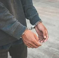Detienen en Colombia a uno de los hombres más buscados de Ecuador acusado de feminicidio