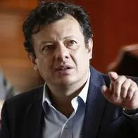 La respuesta de Holman Morris a congresistas que abandonaron un foro