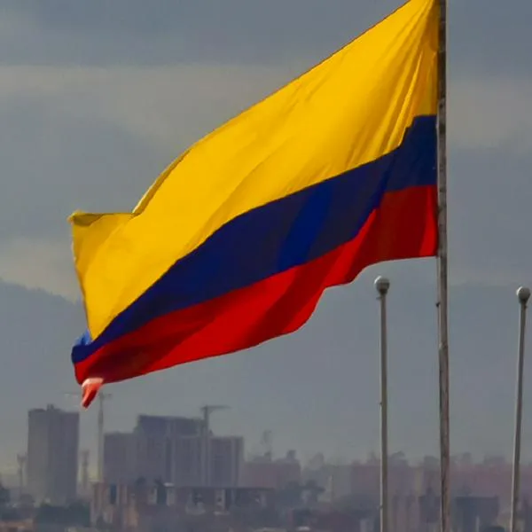 Bandera Colombia al revés en centro militar de Santa Marta: qué pasó