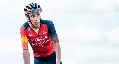 Egan Bernal se posicionó en la fuga del día y terminó en la séptima posición.