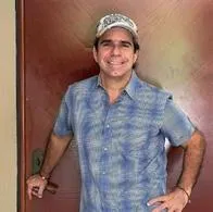 Álex Char promete dos cosas si es elegido alcalde; una la celebran conductores.