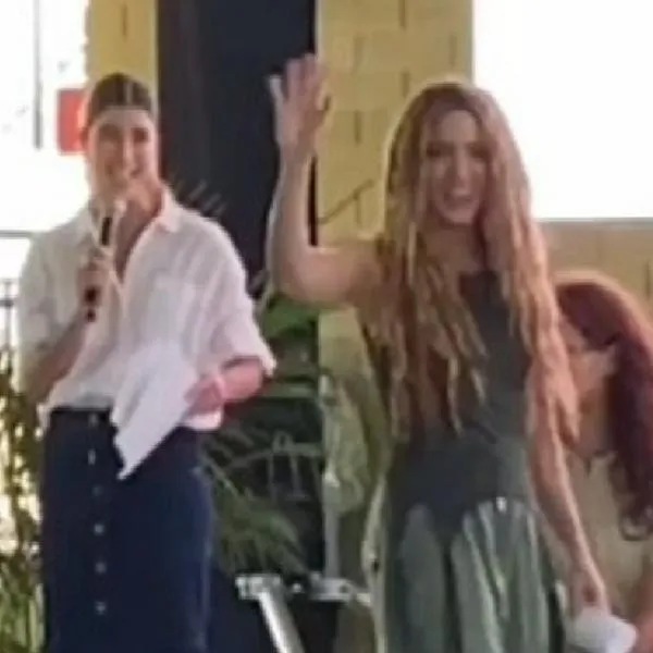 Shakira llegó bailando a ritmo de Carnaval a colegio al que le metió platal en Barranquilla