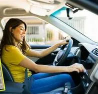 Himno de Colombia no suena por capricho 2 veces al día, en medios; hay razón de peso.