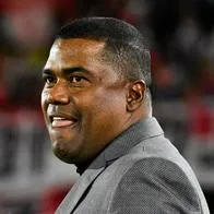 Hubert Bodhert habló en rueda de prensa sobre la carencia de jugadores.