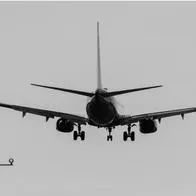 Se le agrandó lío a aerolínea que cerró operaciones en Colombia; aviso de millonaria multa