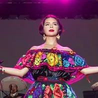 ángela aguilar steve aoki shaila durcal