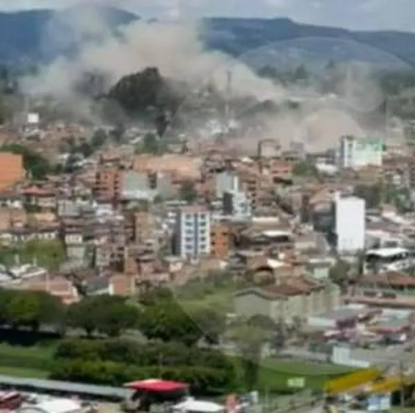 Una fuerte explosión en Rionegro se registró en la mañana de este lunes 18 de septiembre en una vivienda del barrio La Capilla. Evalúan la emergencia.