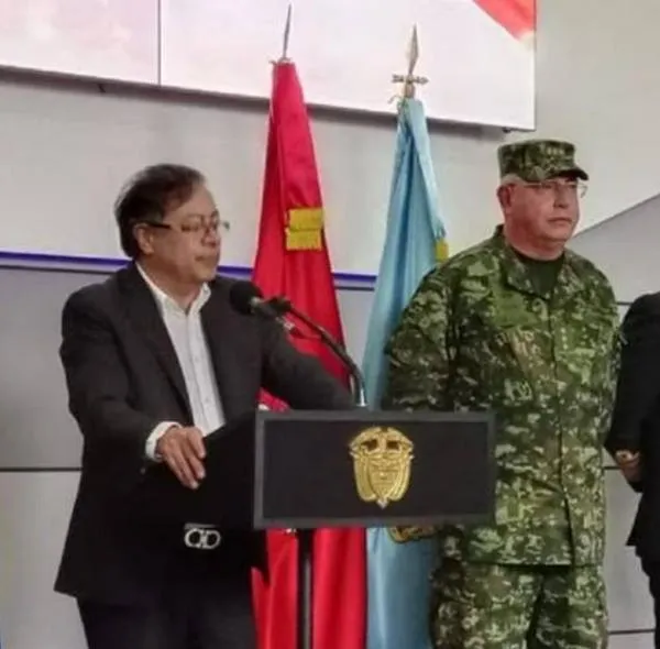 Comandante de FF.MM prohíbe a soldados grabar combates con celulares
