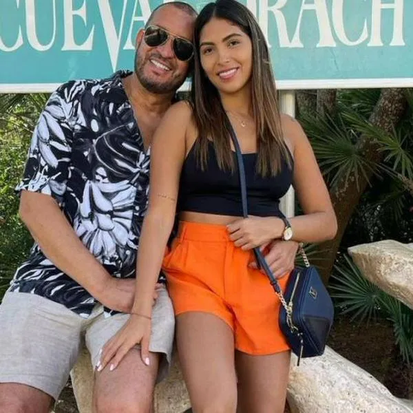 'Flaco' Solórzano y su novia, Lorena Altamirano, quien es 27 años menor que el actor