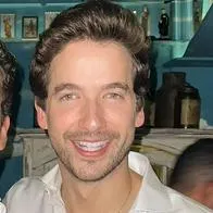 Hermano de Carlos Torres y el actor, en nota sobre que cumplen el mismo día, pero no son gemelos