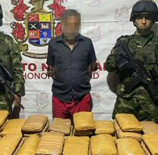 Capturado sujeto que transportaba 17 kilogramos de marihuana.