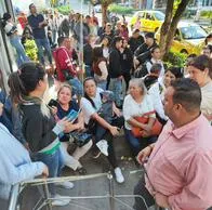 Cita pasaporte: personas en Bucaramanga hacen fila desde las 3 am por documento