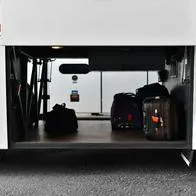 Empresa transportes se pronuncia por perro de pasajero que fue guardado en maletero del bus.