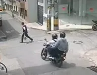 Ladrones en moto en Antioquia no paran, robaron a una pareja que llevaba dinero