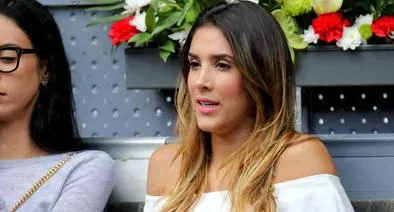 Foto de Daniela Ospina, en nota de que la antioqueña, de cumpleaños, mostró su celular junto a hija de James Rodríguez.