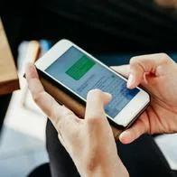 Ponerle clave a las conversaciones de WhatsApp ahora es posible, por lo que la seguridad será mayor. 