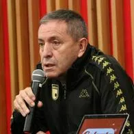 Santa Fe: Eduardo Méndez tomó medida por palabras de Huber Bodhert a jugadores
