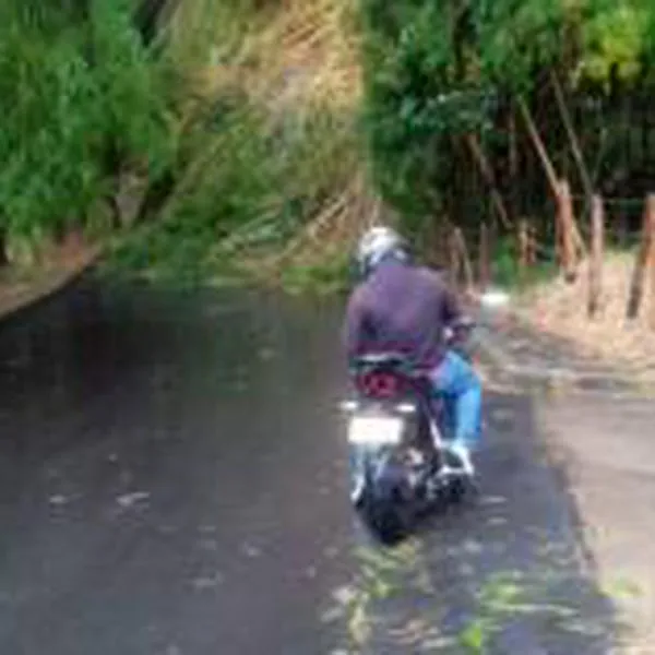 Por fuertes lluvias se reportan daños en Armenia
