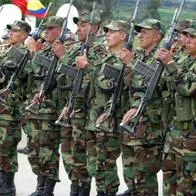El Gobierno de Colombia aumentó la bonificación para los jóvenes que presten el servicio militar obligatorio. Mensual les pagarán $ 580.000.