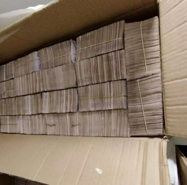 Incautan más de 6.000 millones de pesos en Bogotá; dinero estaba empacado en cajas de cartón.
