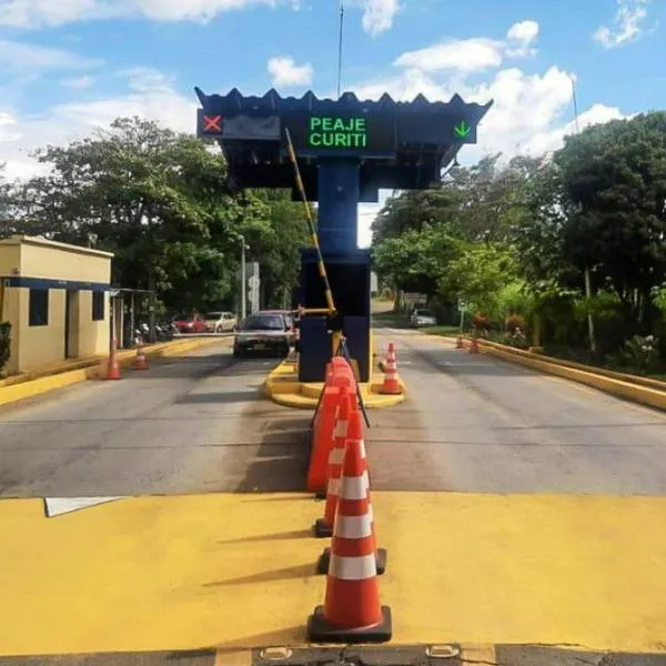 La vía Bucaramanga-Bogotá estará con cierres parciales a partir de hoy y hasta el próximo 30 de septiembre. Harán mantenimiento en el corredor vial.