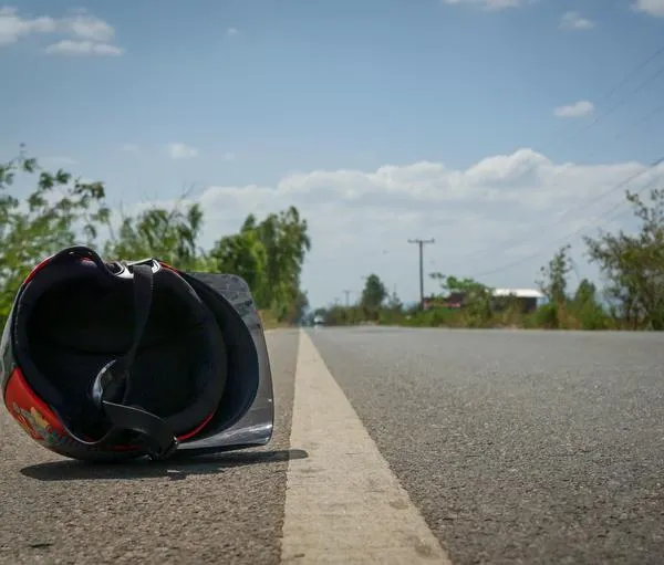 Hombre fue asesinado por dos sicarios mientras iba en su moto en Bolívar