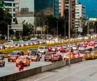 ¿Cuánto vale mantener un carro en Colombia en 2023? Impuestos, SOAT y más