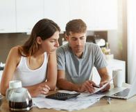 Consejos financieros para aplicar en pareja; cómo ahorrar y dividir gastos