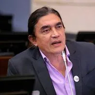 Gustavo Bolívar explicó que creará túneles para Soacha y La Calera si es elegido alcalde de Bogotá. Además, aseguró que Transmilenio debe reorganizarse.