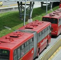 Protesta de sindicato de conductores afecta operación en portal de Transmilenio