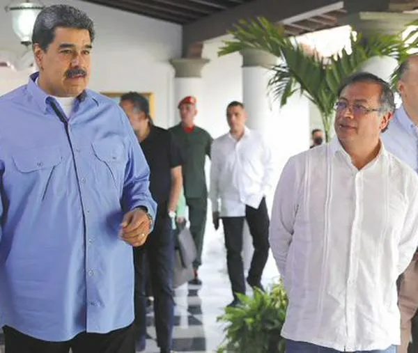 Gustavo Petro insiste en levantar bloqueo a Venezuela ya que no le hacen daño a Nicolás Maduro.