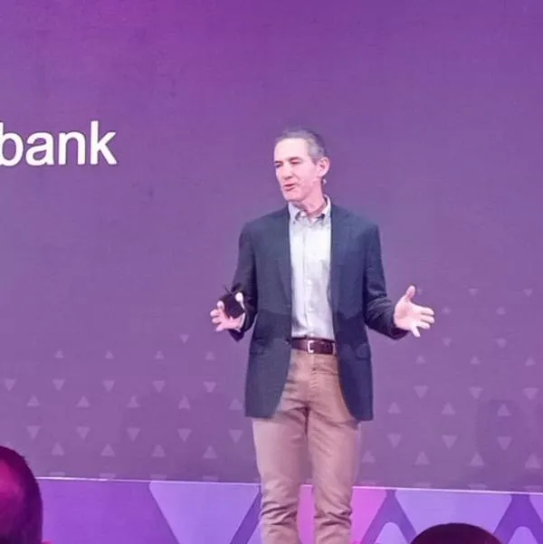 David Vélez de Nubank dice cómo cautiva a público mayor con beneficios