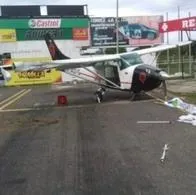 Avioneta aterrizó de emergencia en pista de autódromo de Atlántico; falla fue identificada.